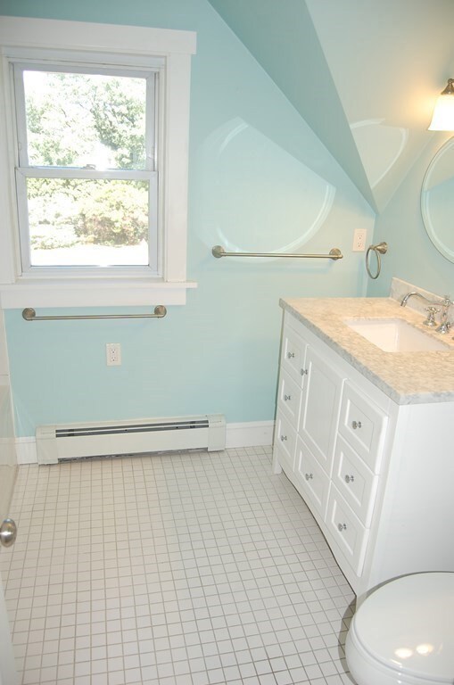 414 Central St, Holliston, MA 01746 - photo 7