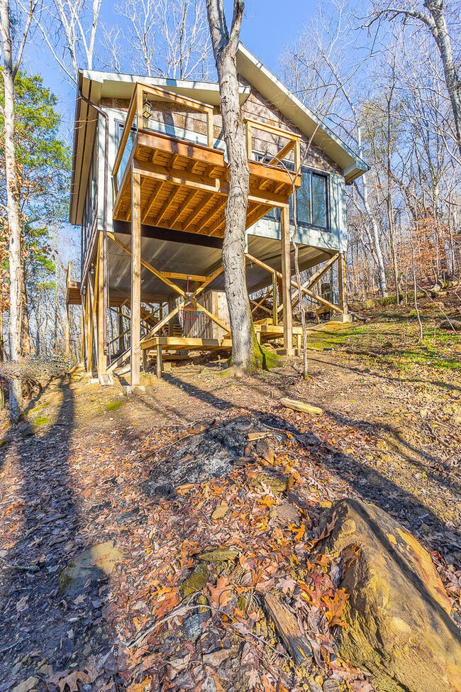 40 Graham Cir HD -24