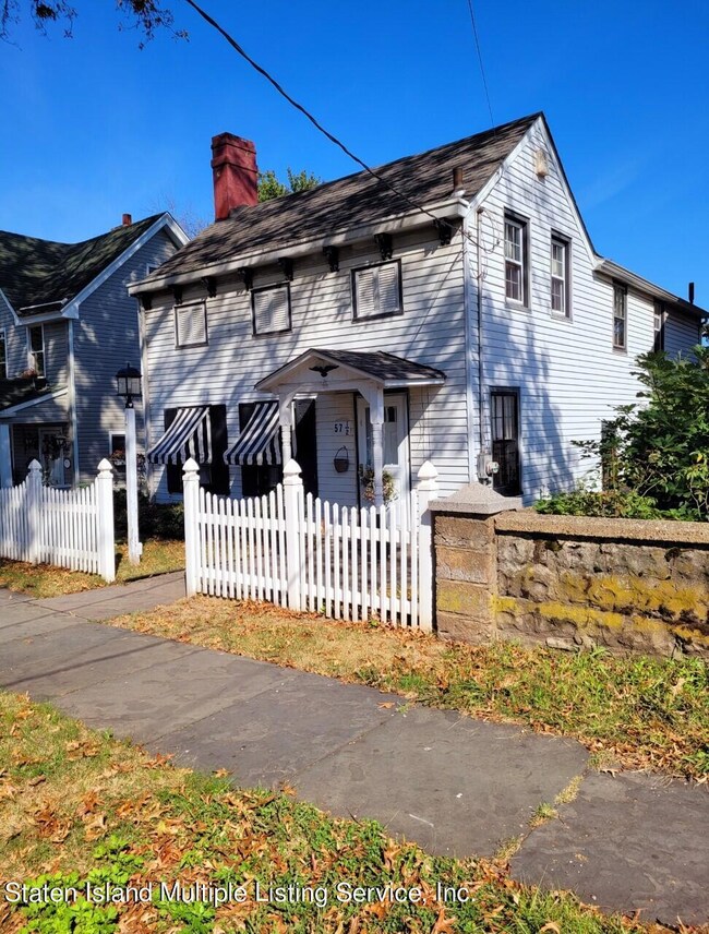 57 1/2 South Ave, Staten Island, NY 10303 - photo 4