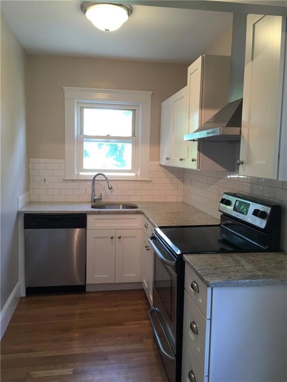 129 Evergreen St unit 131, Providence, RI 02906 - photo 3