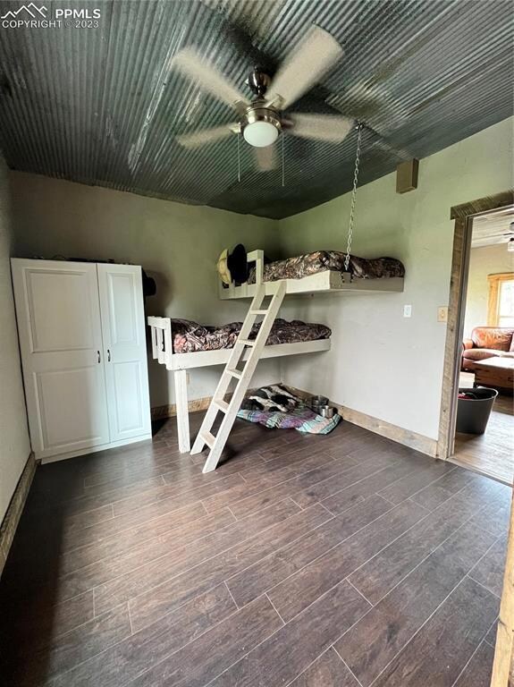 Bedroom with built-in bunks