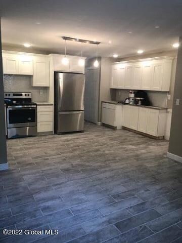 294B Hudson Ave unit B, Albany, NY 12210 - photo 3