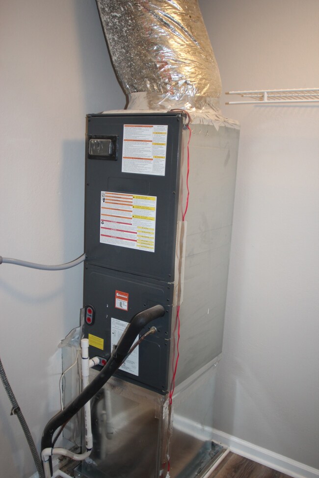 107 Winding Way unit 1, McMinnville, TN 37110 - photo 5