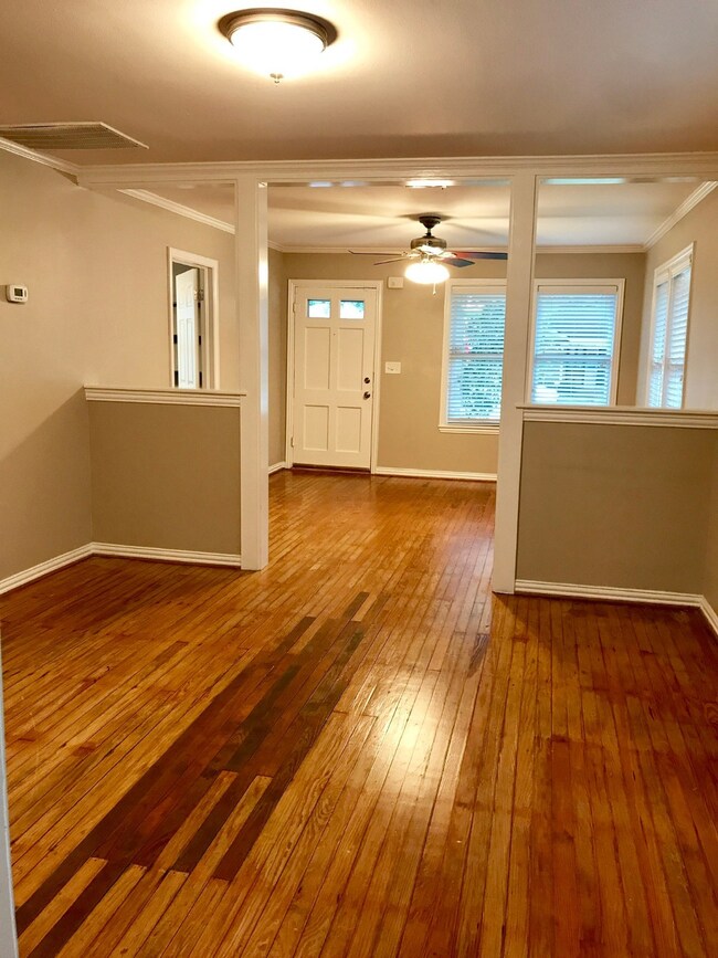 821 E 28th St, Houston, TX 77009 - photo 5