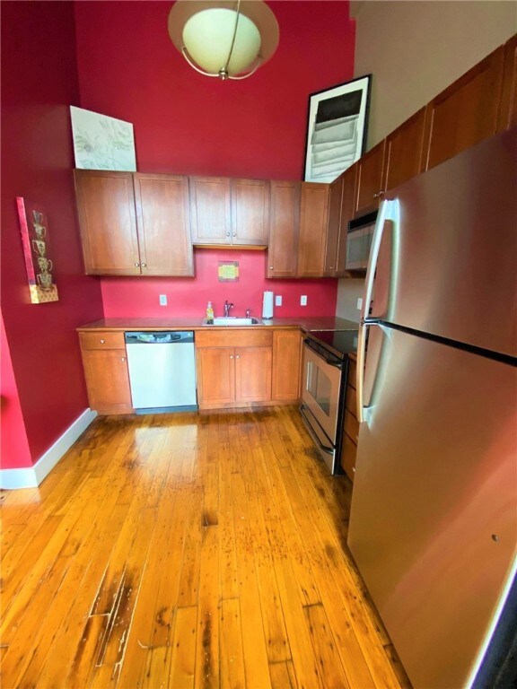 180 Allen St unit 205, Woonsocket, RI 02895 - photo 5
