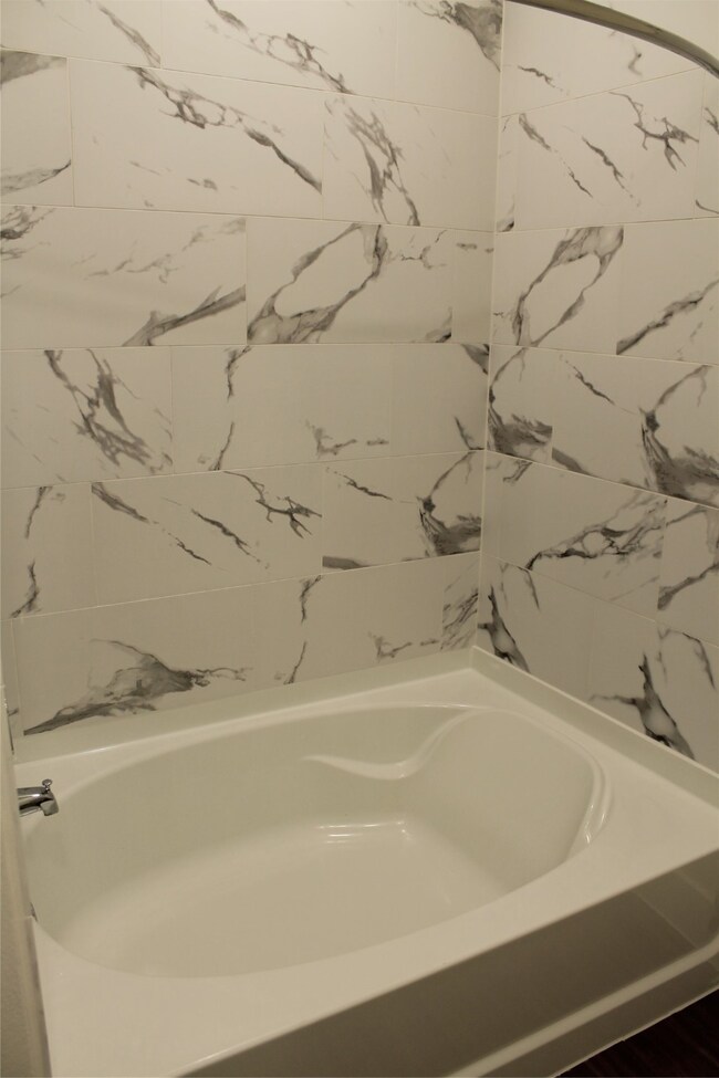 610 Oxford St unit 314, Houston, TX 77007 - photo 5