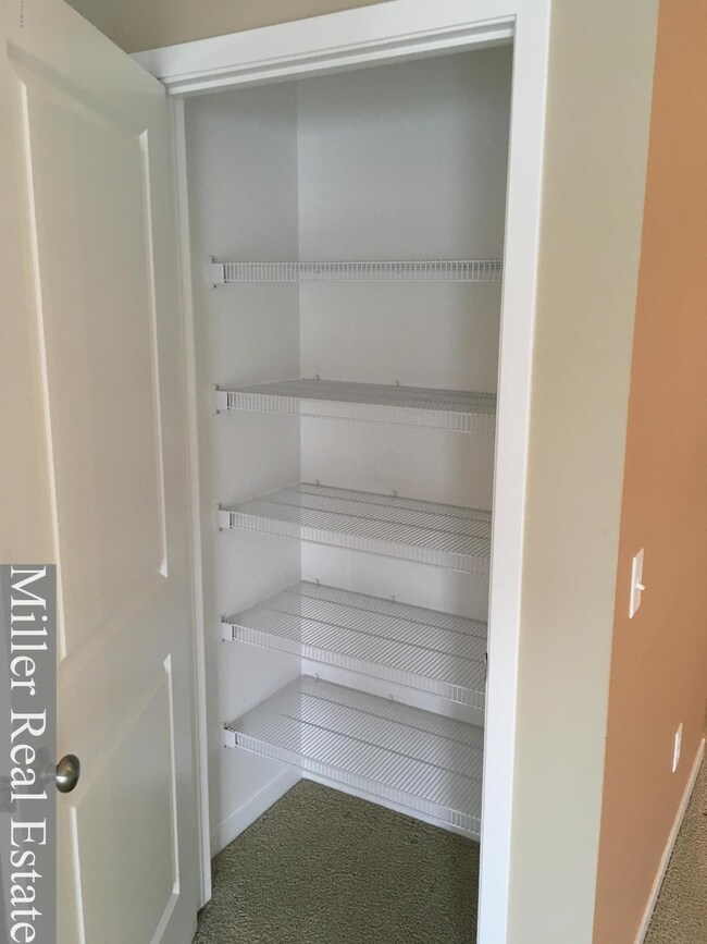 315 E North St unit 3, Hastings, MI 49058 - photo 6