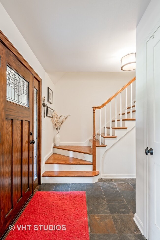 820 Jaipur St, Naperville, IL 60540 - photo 5