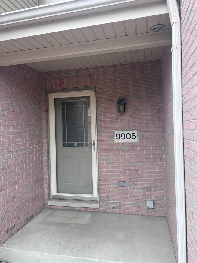 9905 Gettler St, Dyer, IN 46311 - photo 2