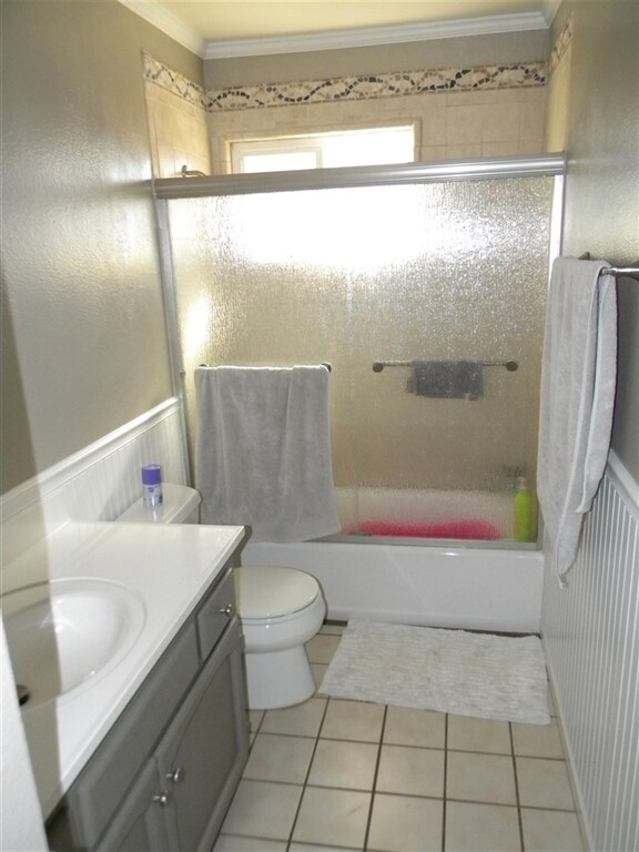 Hall Bathroom