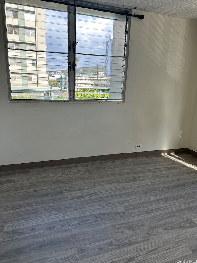 2651 Kuilei St unit B21, Honolulu, HI 96826 - photo 2