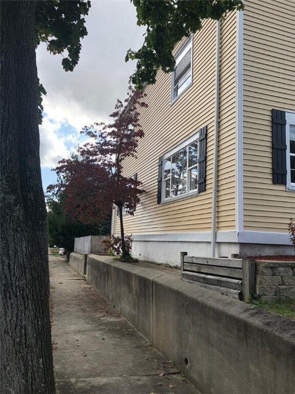 84 Waldron Ave, Cranston, RI 02910 - photo 3