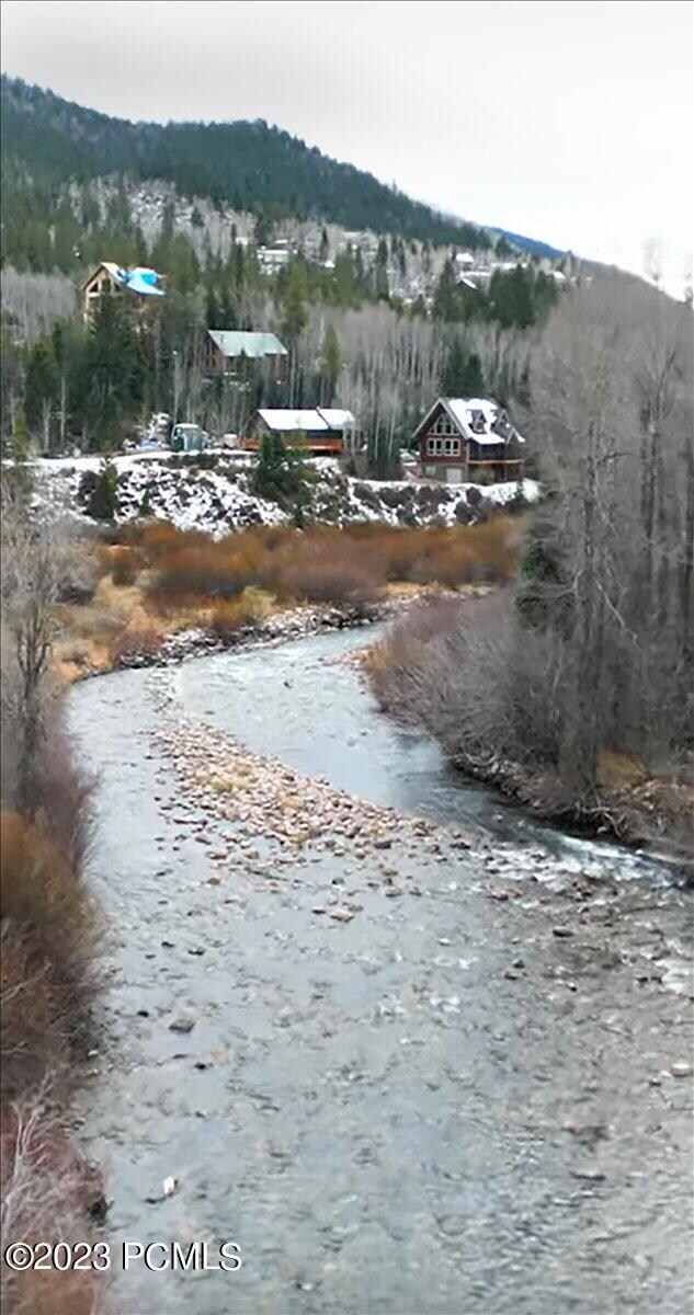 27-61 River Vu Road, Oakley_River