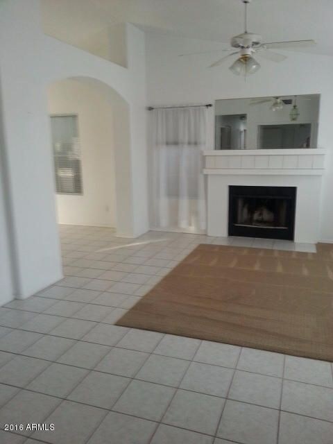livingroomfireplace