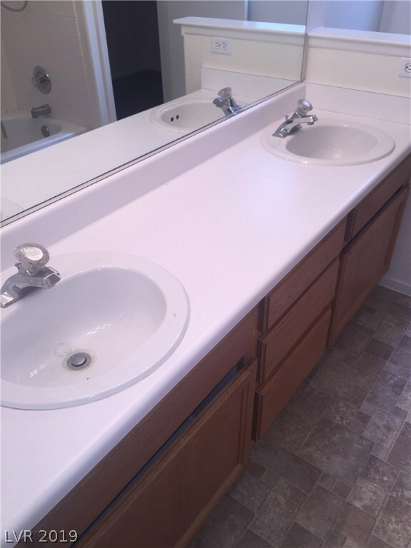 1821 Klamath Falls Way, Las Vegas, NV 89128 - photo 7