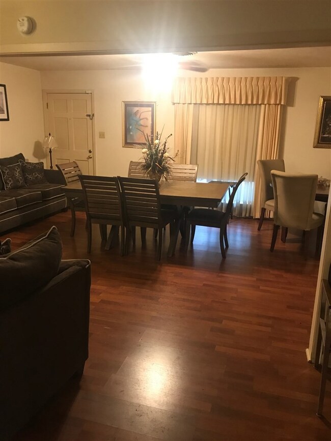 901 Nathan Hale Dr, McComb, MS 39648 - photo 2