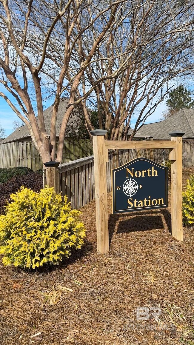 525 N North Station Dr, Fairhope, AL 36532 - photo 3