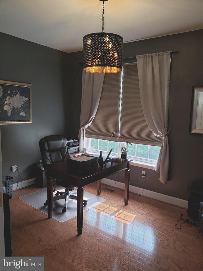 5512 Overlook Cir, White Marsh, MD 21162 - photo 5