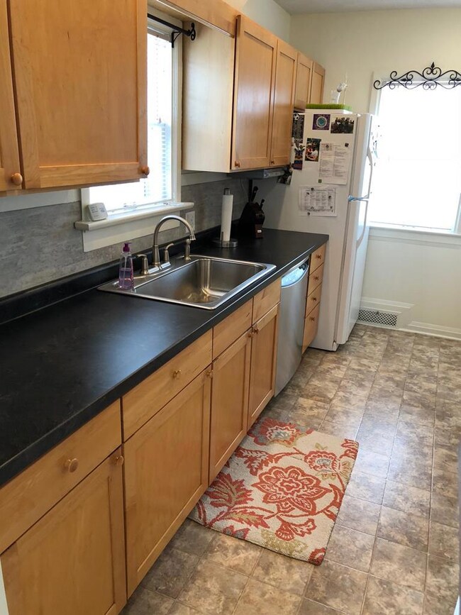 Kitchen/New counter tops