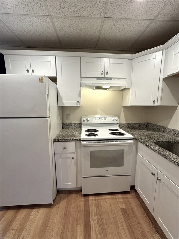 31 Cedar St unit 4, Cambridge, MA 02140 - photo 2