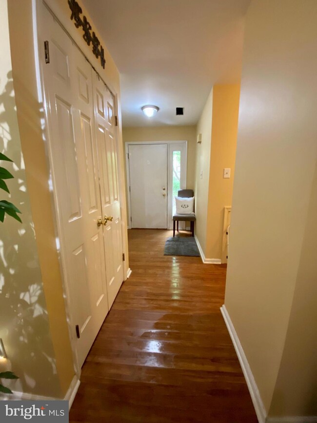 1004 Mountainview Dr unit 1004, Chesterbrook, PA 19087 - photo 5