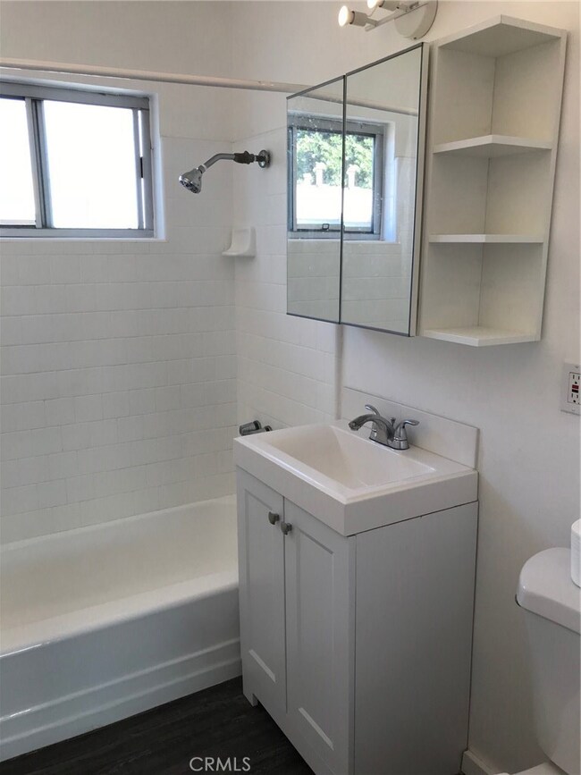 212 E 8th St unit D, Upland, CA 91786 - photo 6