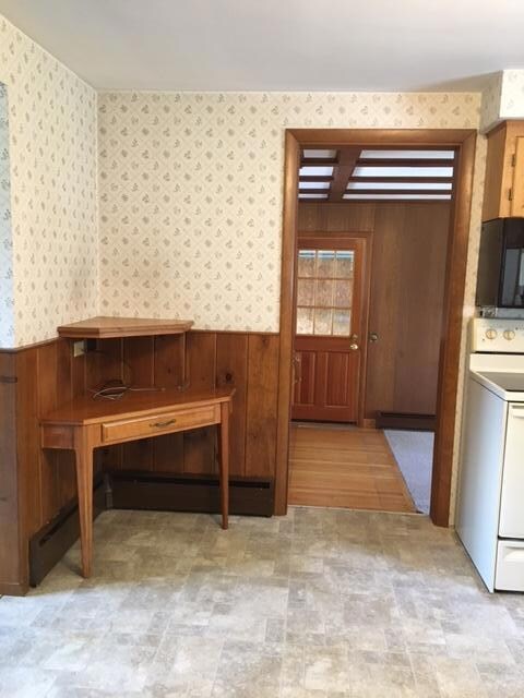 Desk Nook in kitchen