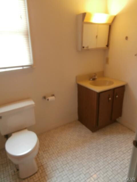 1045 N 17th St unit 5, Allentown, PA 18104 - photo 4