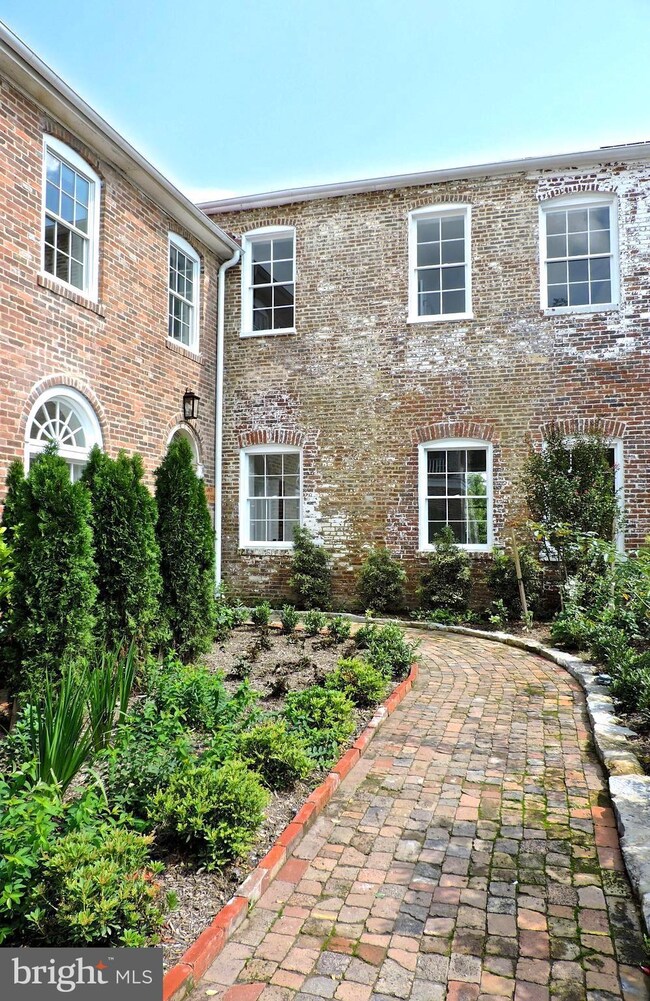 411 N Loudoun St unit 105, Winchester, VA 22601 - photo 5