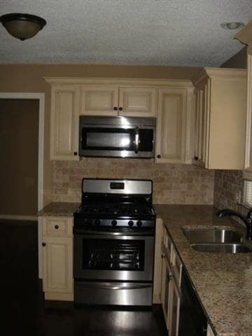 14019 W 94th St, Lenexa, KS 66215 - photo 7