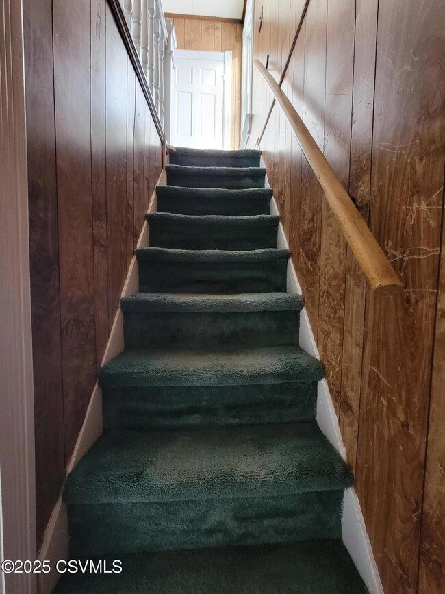 58 Mill St, Middleburg, PA 17842 - photo 6