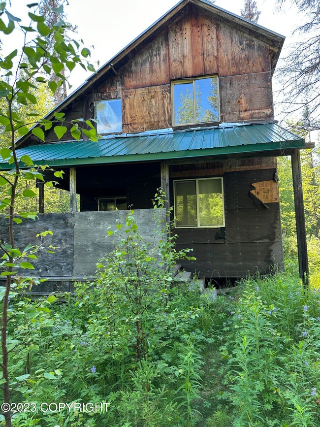 2 story Dry Cabin