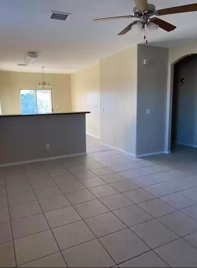 14200 Desert Sky Dr, Horizon City, TX 79928 - photo 2