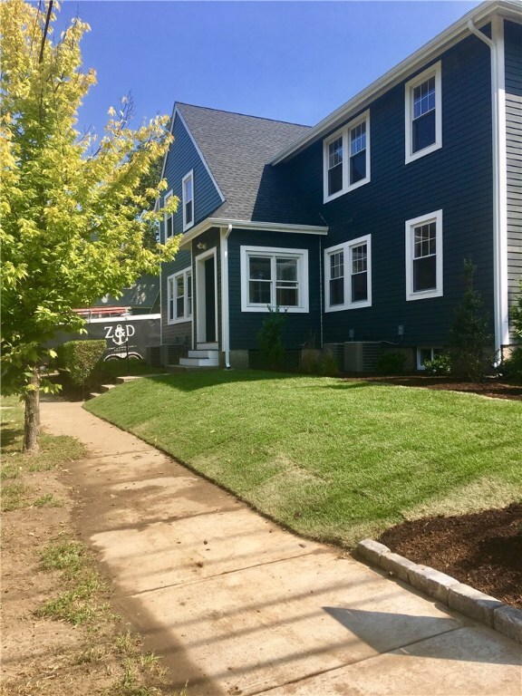 57 Brewster St, Providence, RI 02906 - photo 2