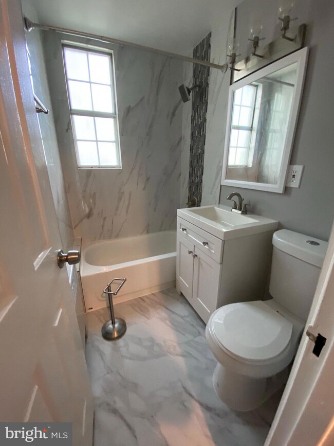 230 230 N Thomas St unit 230-1, Arlington, VA 22203 - photo 6