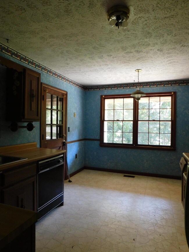 2936 U S 119, Baxter, KY 40806 - photo 7