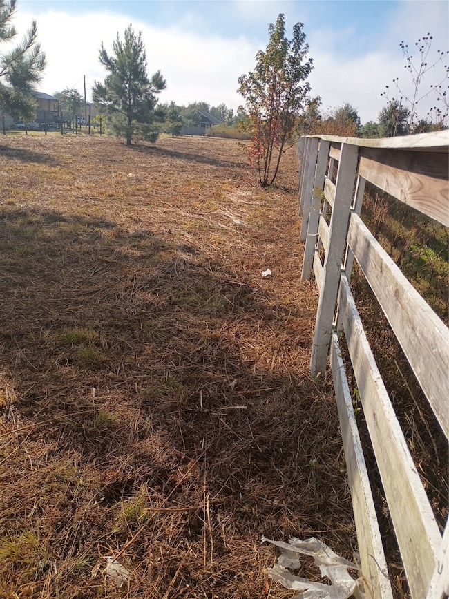 1933 County Road 3548, Cleveland, TX 77327 - photo 3