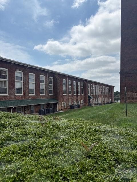 Locke Mill unit 81, Concord, NC 28025 - photo 3