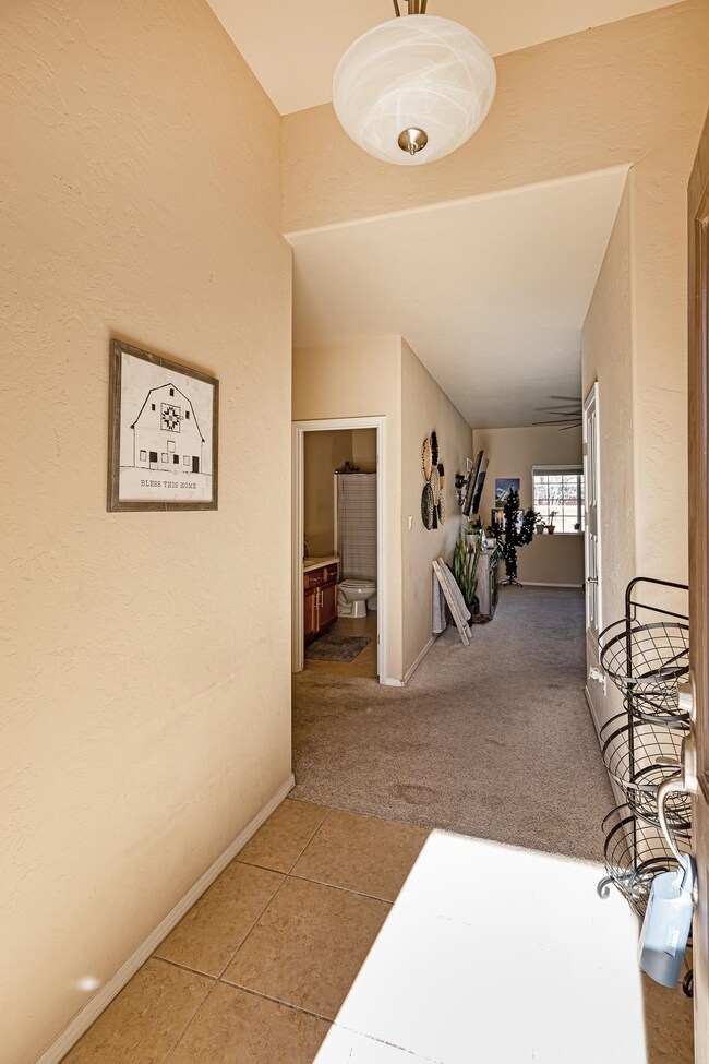 211 Burnage Ln, Alamogordo, NM 88310 - photo 3