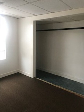 17 Asinof Ave unit 3R, Chicopee, MA 01013 - photo 6