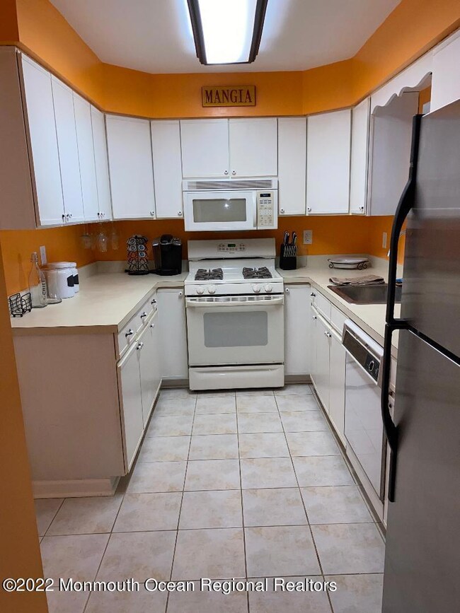 4 south pointe circle 5