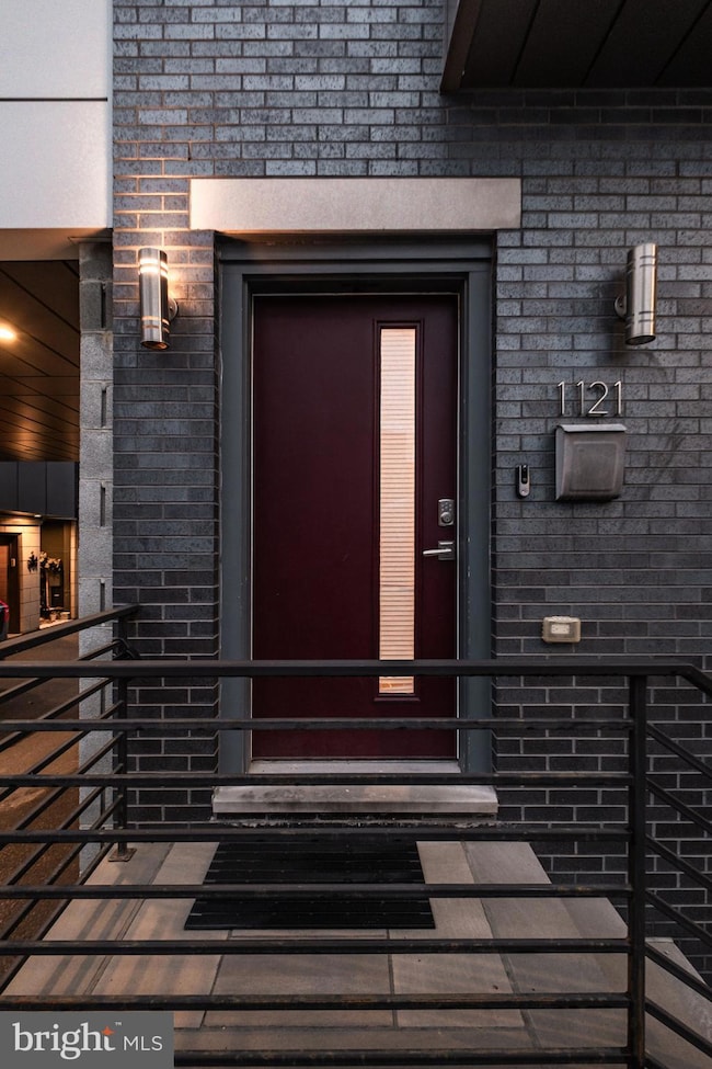 1121 Earl St, Philadelphia, PA 19125 - photo 3