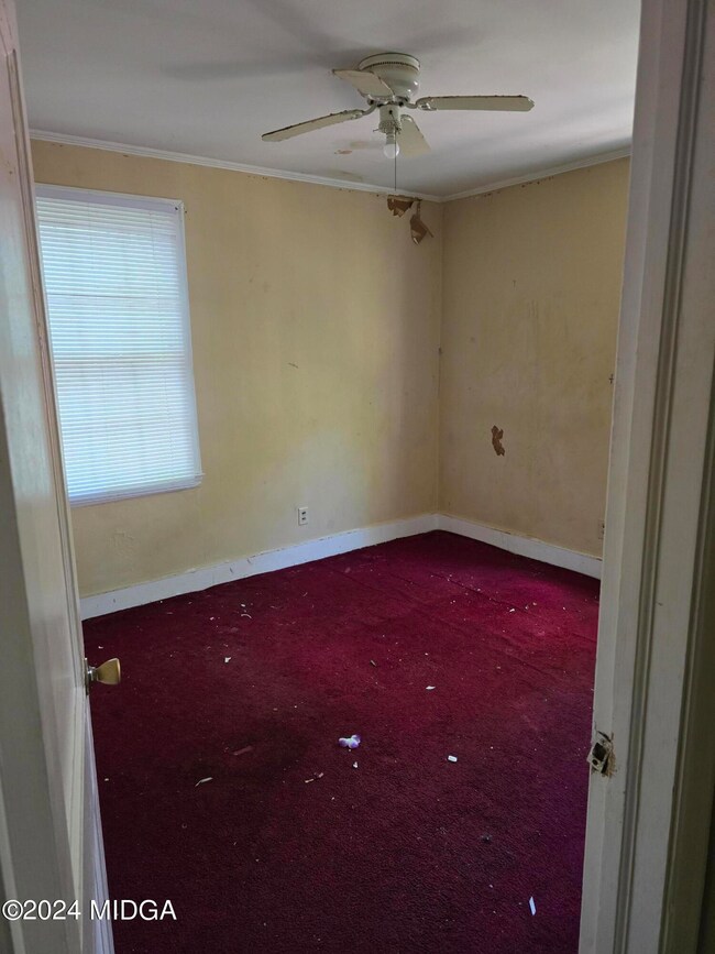 1038 Sylvian Dr, Macon, GA 31206 - photo 7