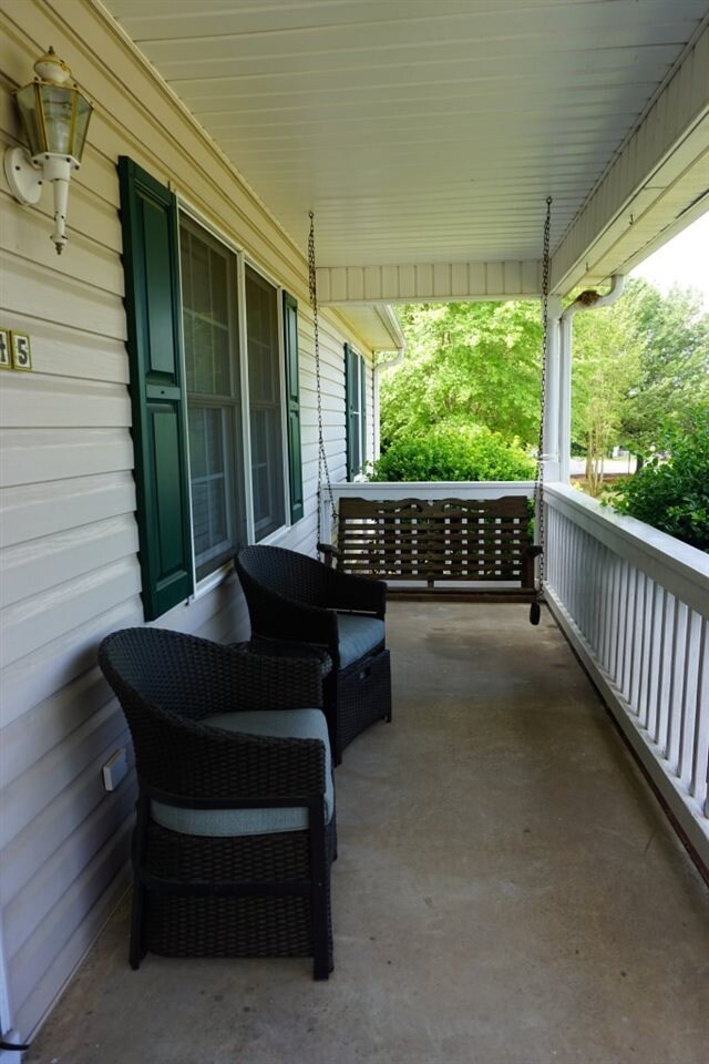 345 Southfield St, Inman, SC 29349 - photo 4