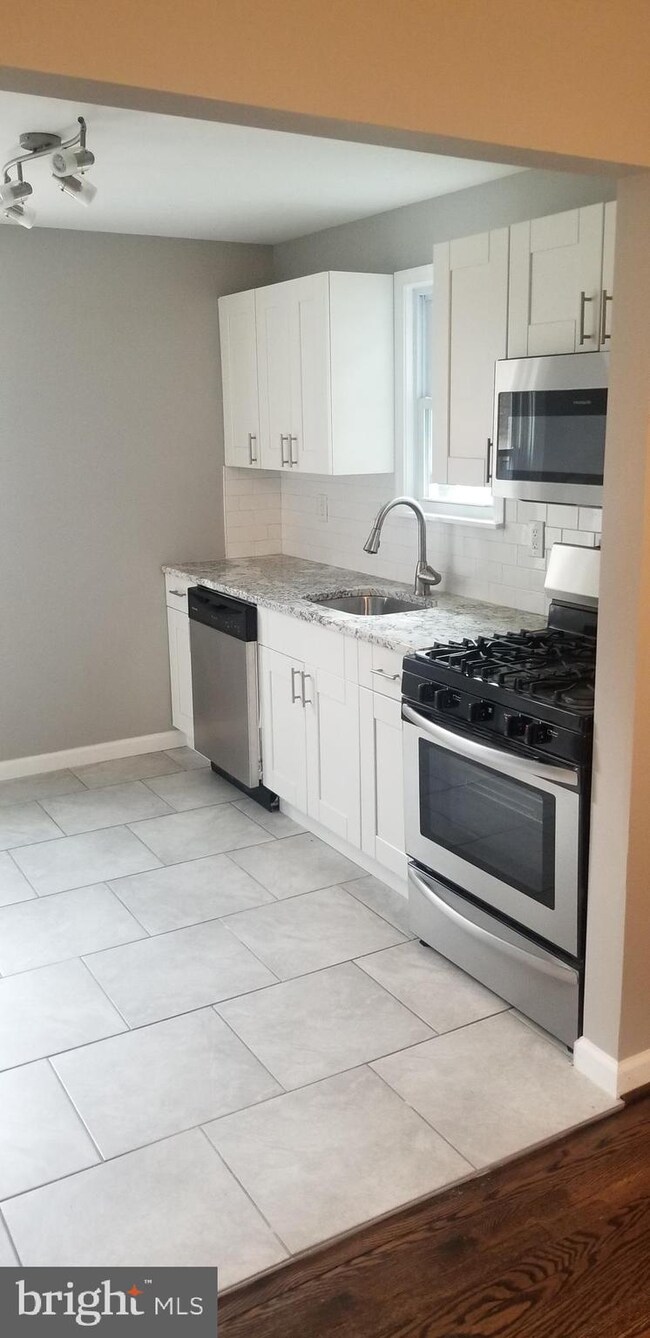 5911 Old Washington Rd, Elkridge, MD 21075 - photo 2