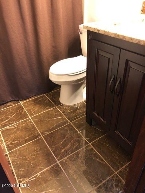 10 Lakewood Ct, Jacksonville, NC 28546 - photo 5