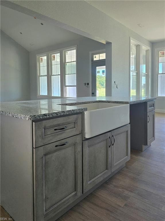 Beautiful oversized center island with large farmhouse sink