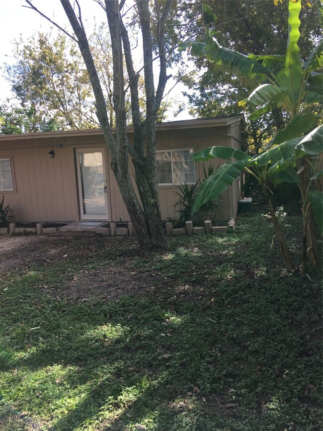 6515 W Bend St, Houston, TX 77085 - photo 3