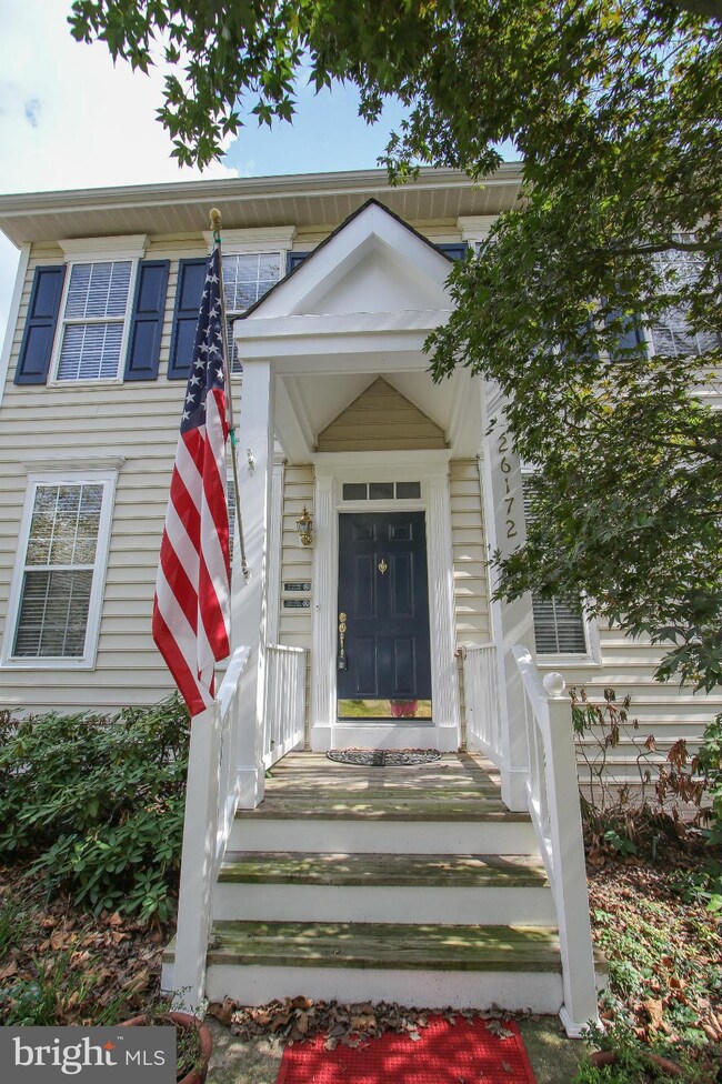 26172 Lands End Dr, Chantilly, VA 20152 - photo 2