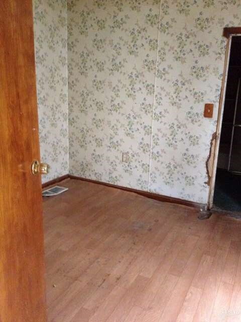 105 S Hamsher St, Garrett, IN 46738 - photo 7